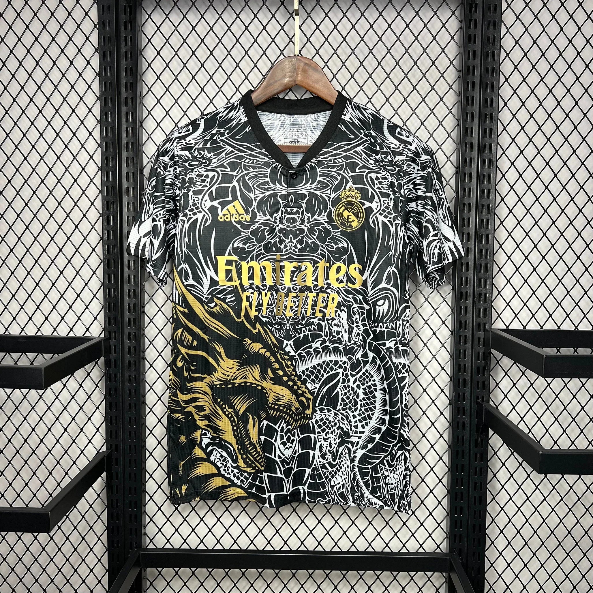 Maillot Real Madrid foot concept 2024 2025