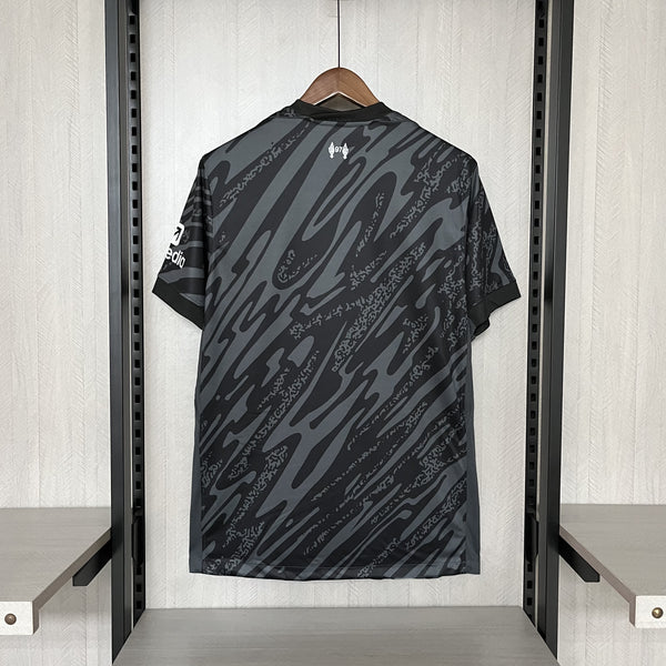 Liverpool Goalkeeper Domicile 2024/2025